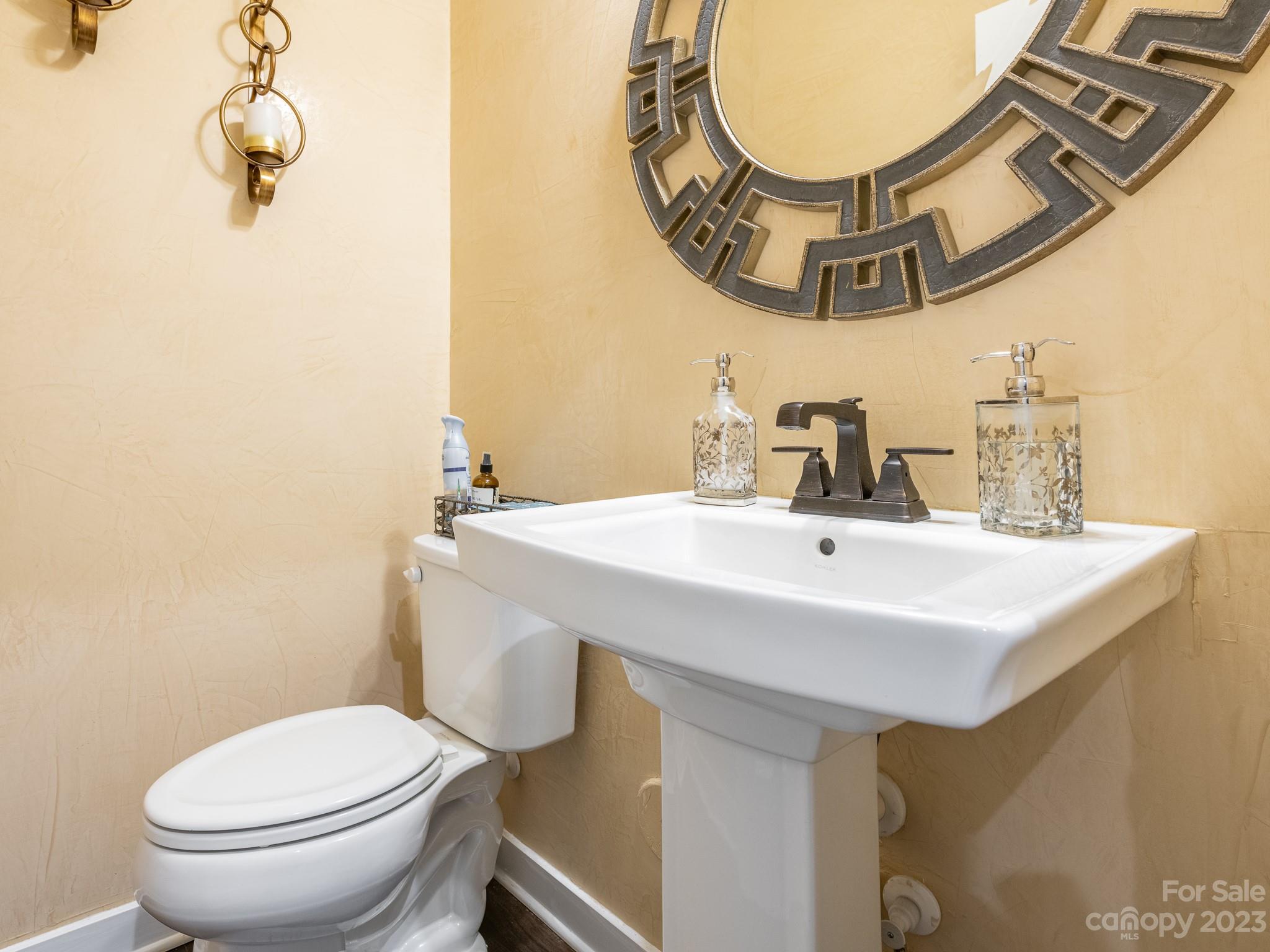 Holcomb Woods - Residential