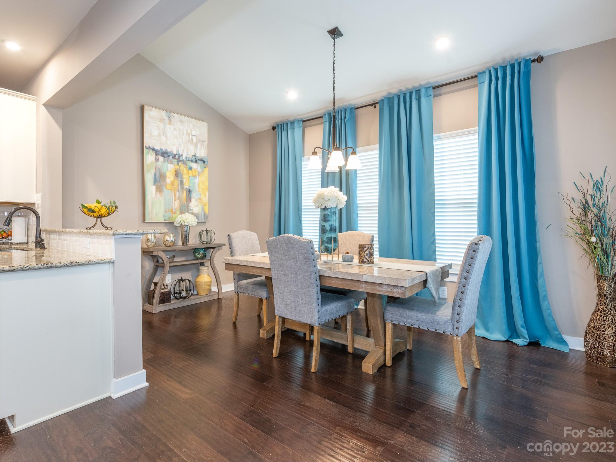 Holcomb Woods - Residential