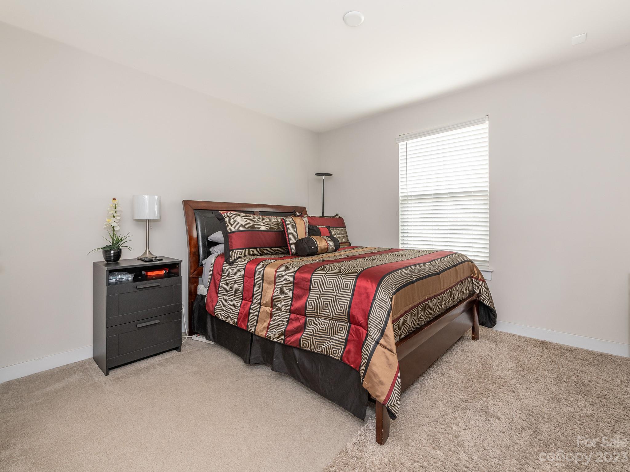 Holcomb Woods - Residential