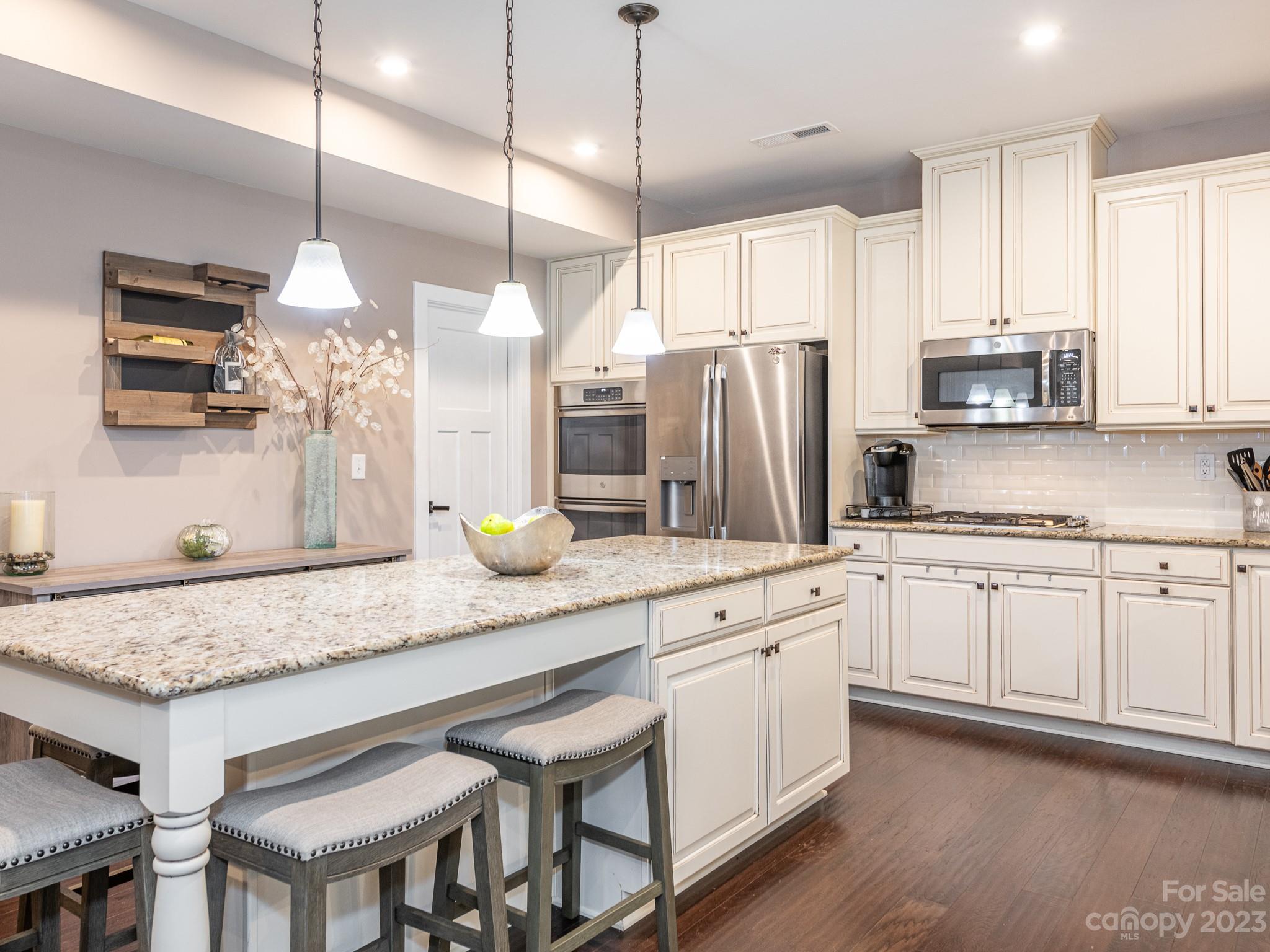 Holcomb Woods - Residential