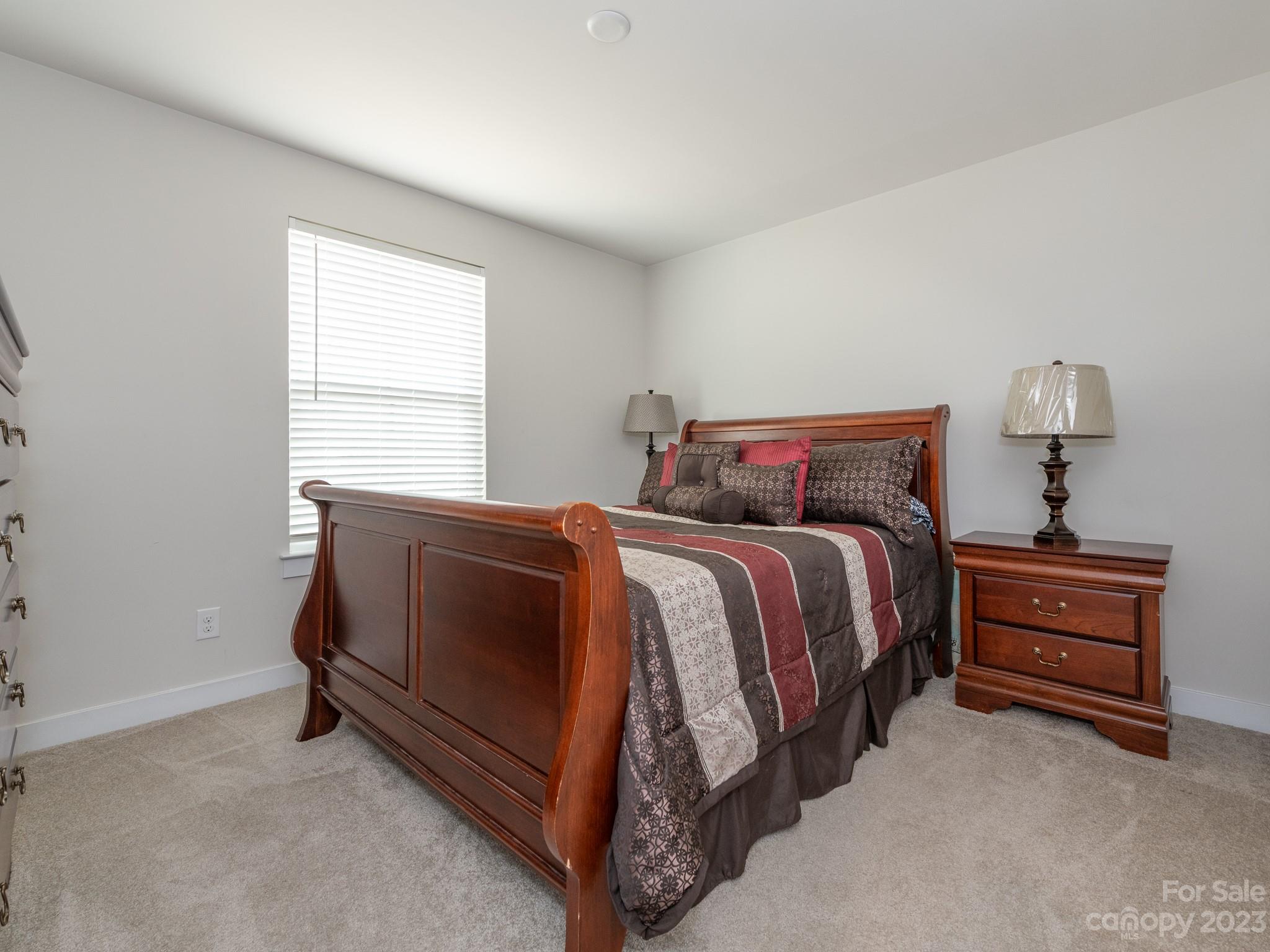 Holcomb Woods - Residential