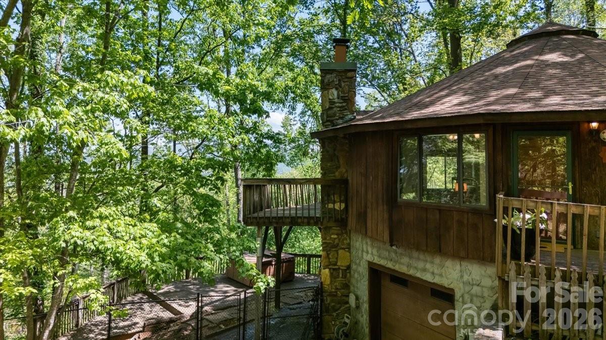 110 Leisure Mountain Road 30