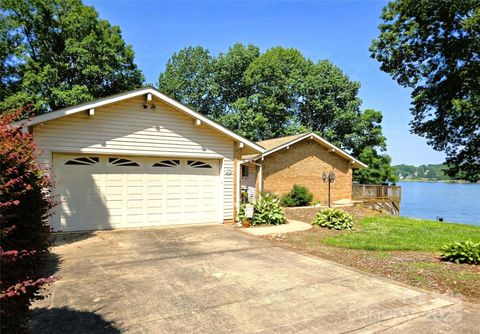 160 Quail Hollow Drive Kings Mountain NC 28086