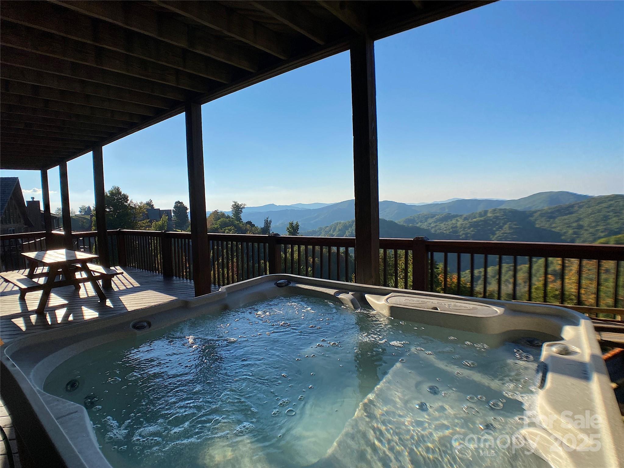 141 Scenic Wolf Drive