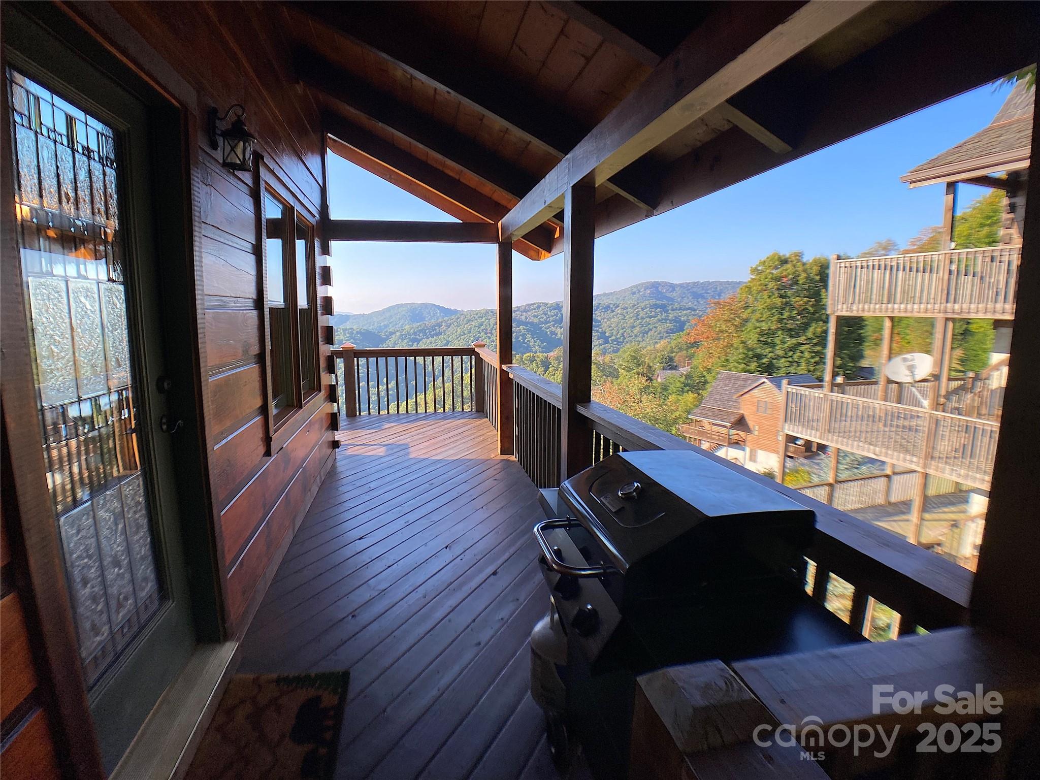 141 Scenic Wolf Drive