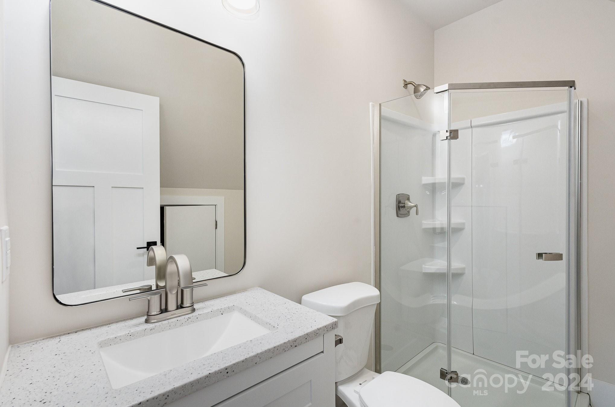 Royal Pines - Residential