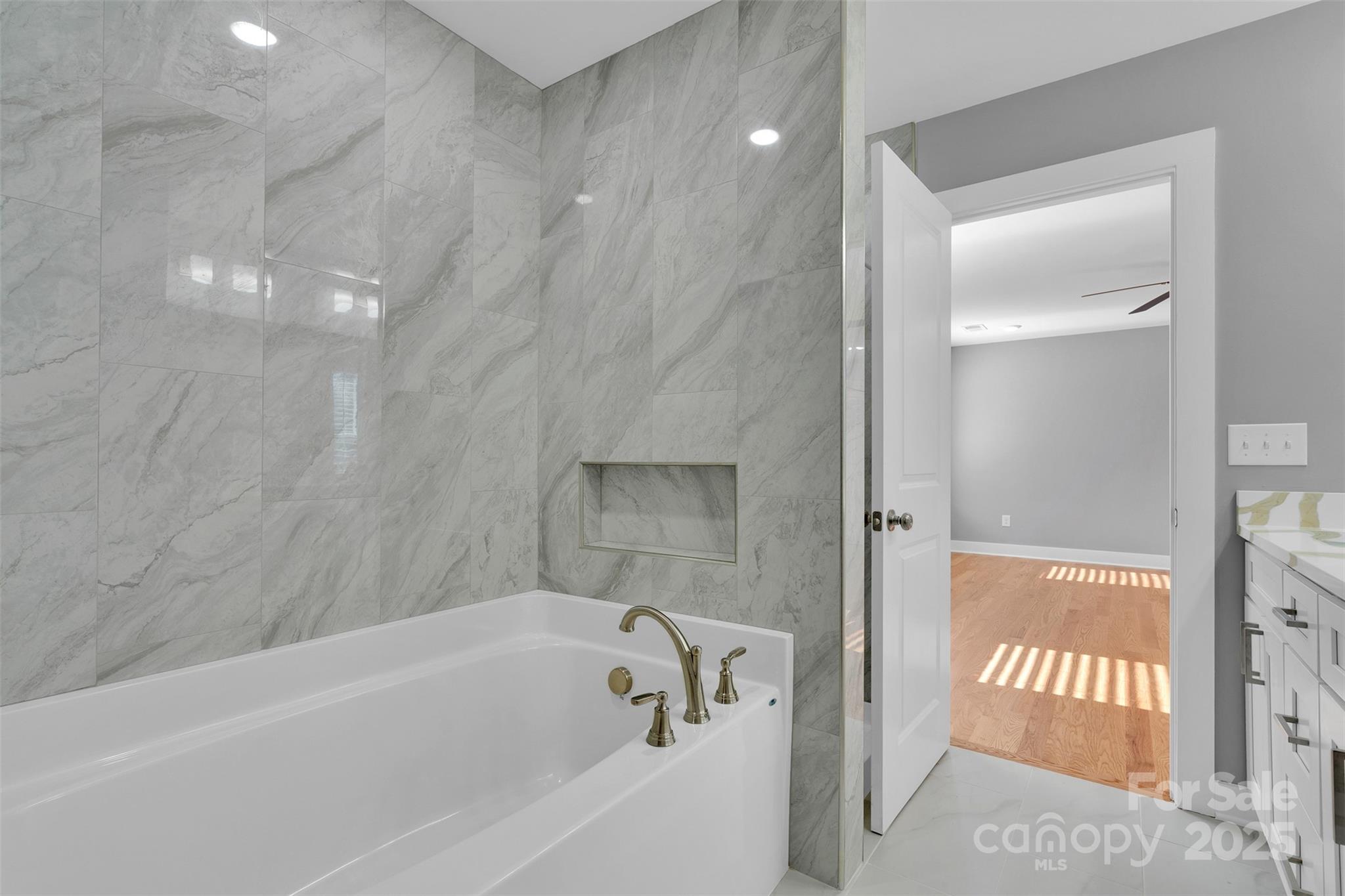 Riley Woods - Residential