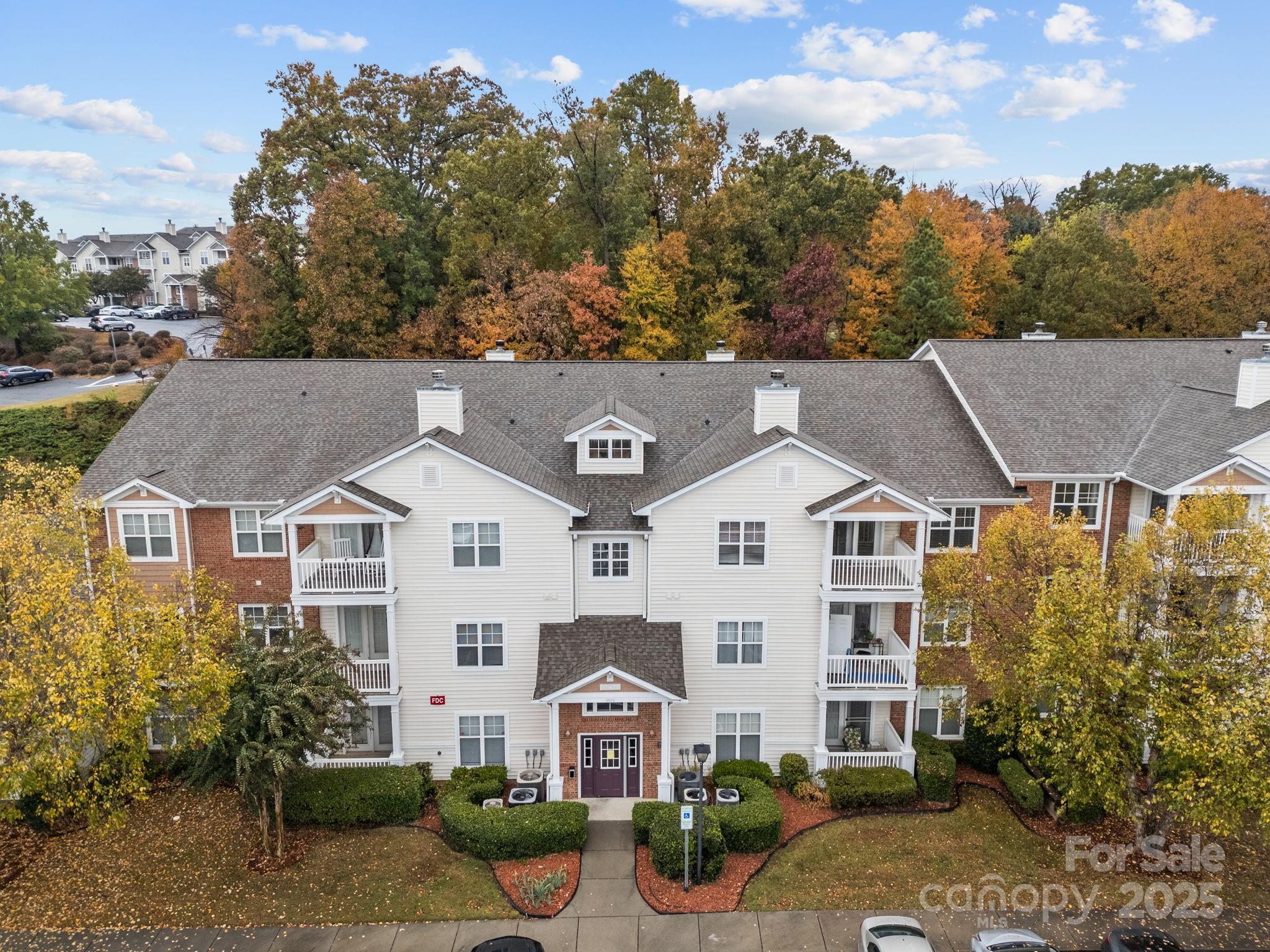 9950 Hyde Glen Court