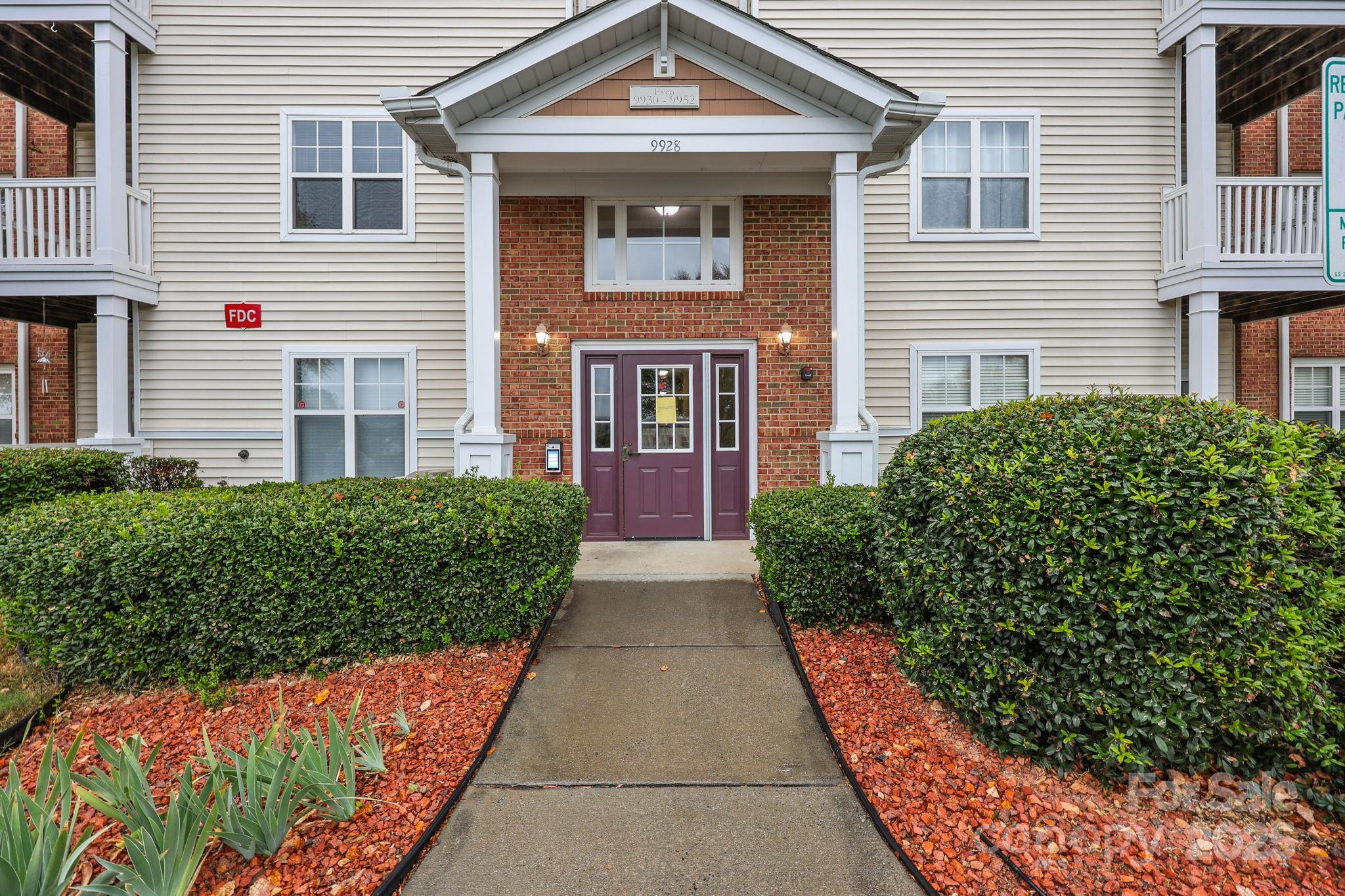 9950 Hyde Glen Court