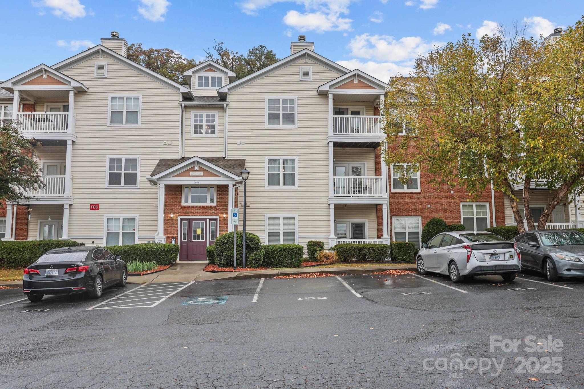 9950 Hyde Glen Court