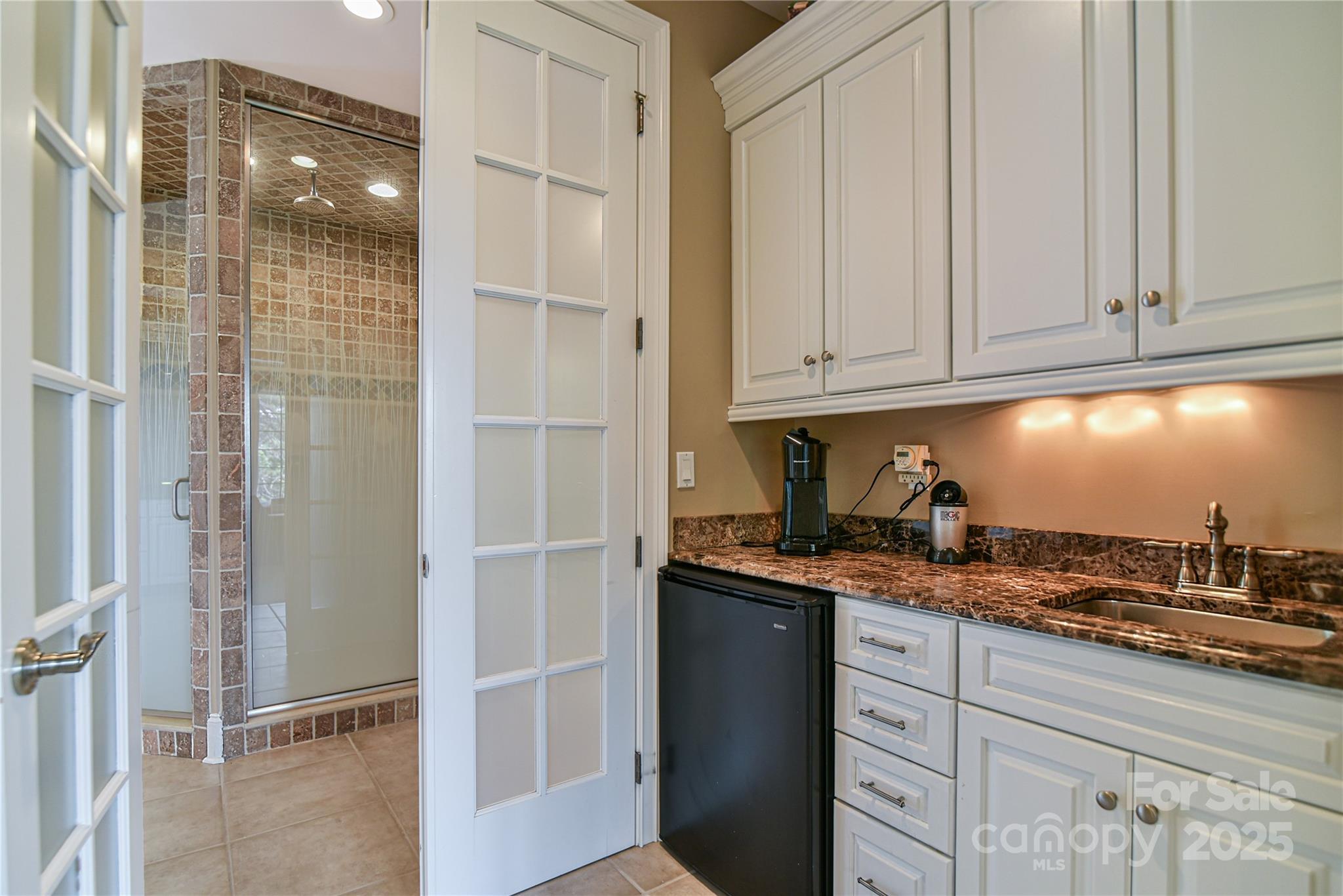 Waterford Lakes - Residential