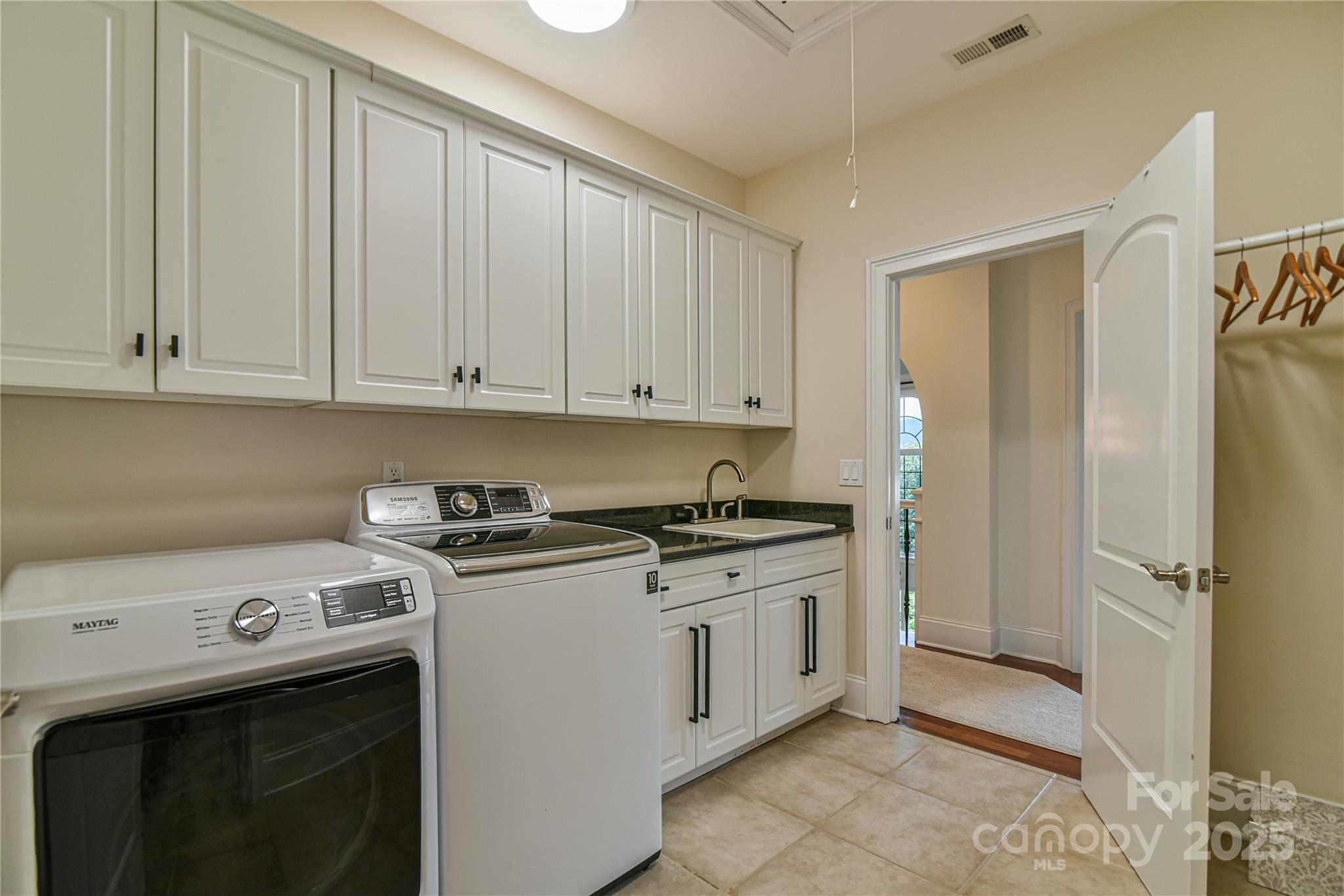 Waterford Lakes - Residential