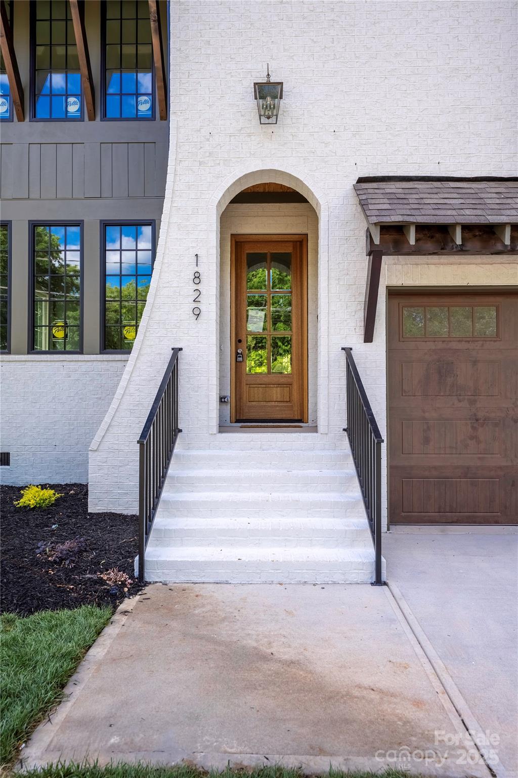 Villa Heights - Residential