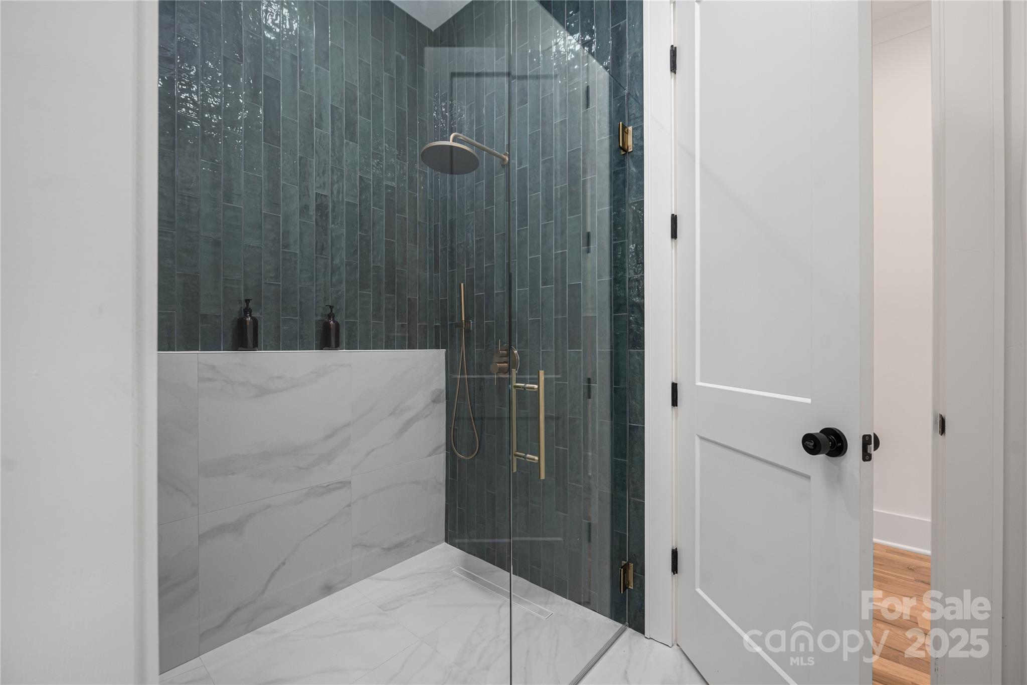 Villa Heights - Residential