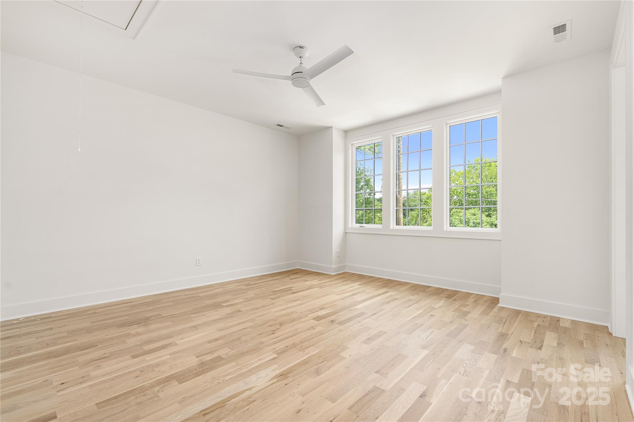 Villa Heights - Residential