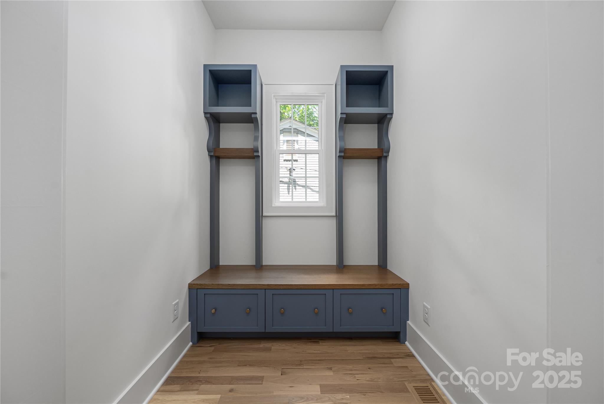 Villa Heights - Residential