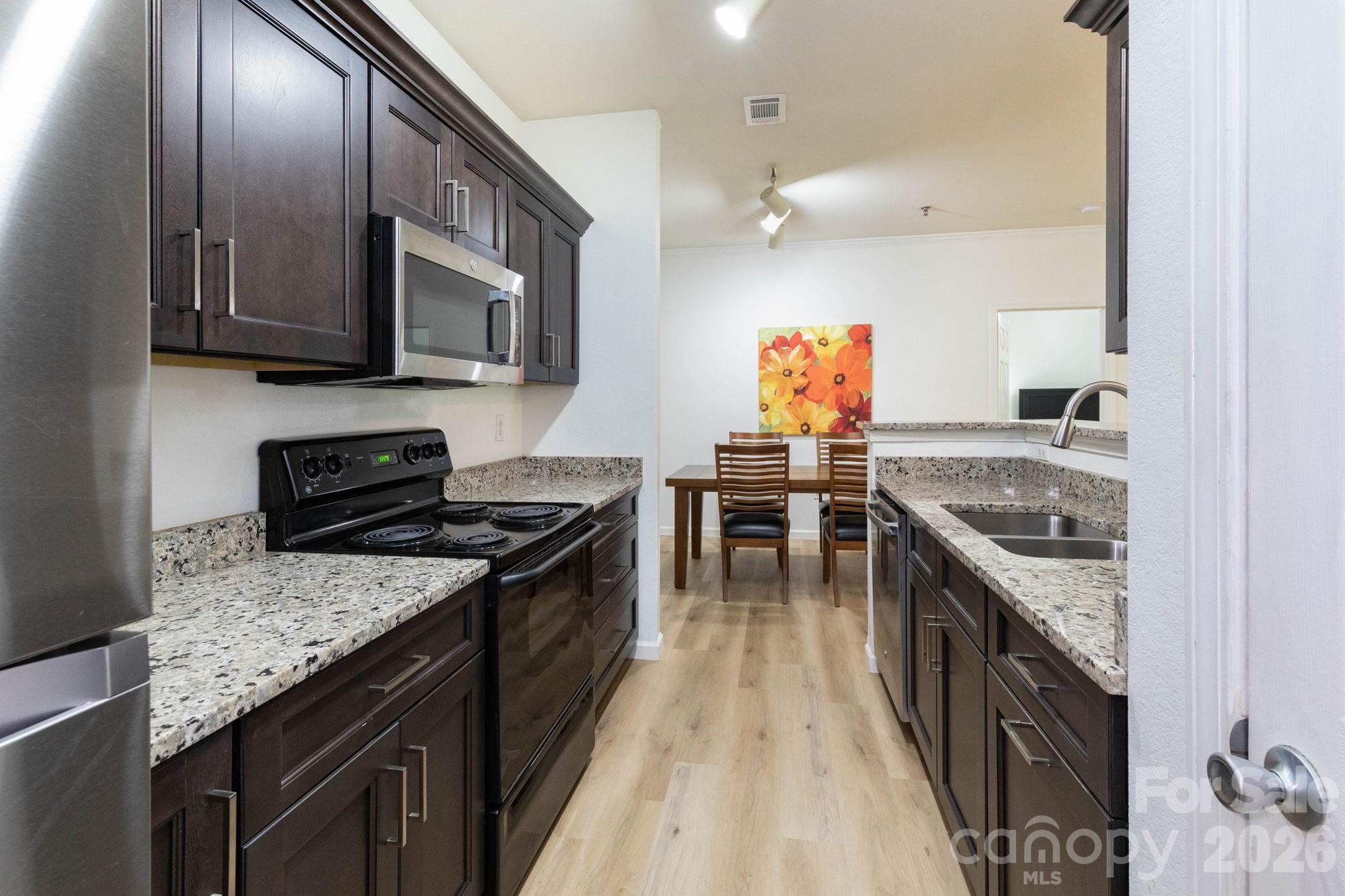 Seasons At Biltmore Lake - Residential