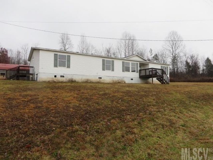 Conveniently located just off Hwy 321 between Maiden and Newton.  This home offers over 1700 square feet of living area w/3 bedrooms, 2 baths, kitchen, family room w/fireplace and dining area. Nice sized rear deck.  All on over an acre lot.  The home is sold AS IS.