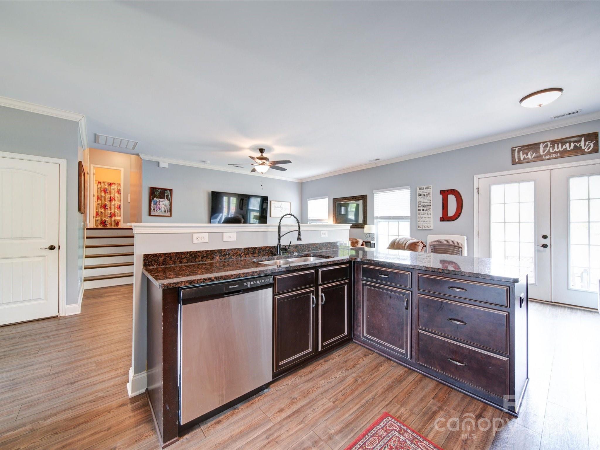 Poplar Ridge - Residential