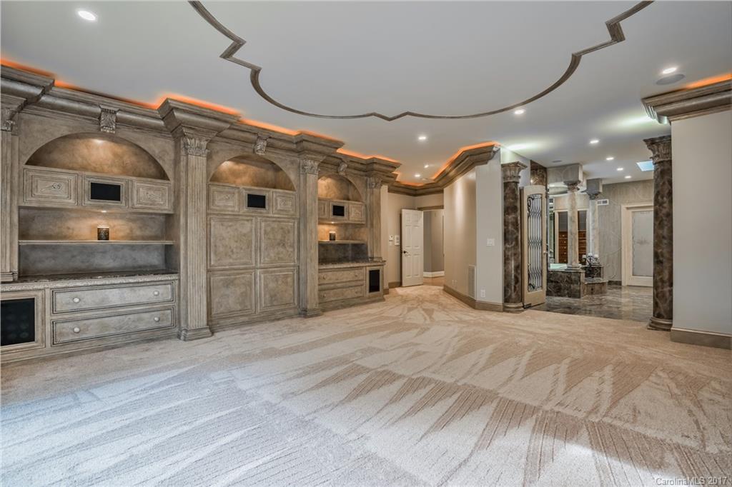 River Hills - Residential