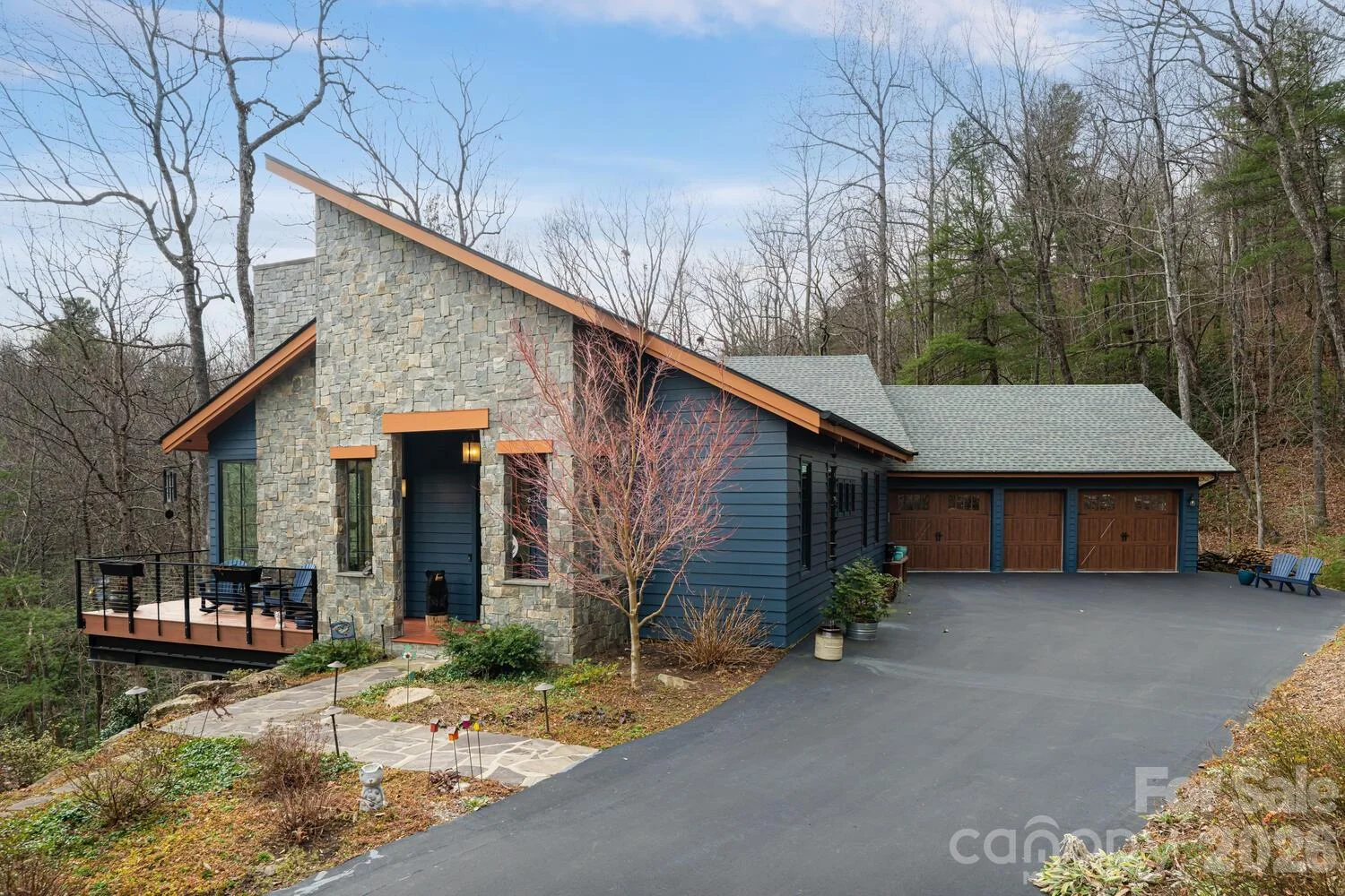 208 Glenroy Court, Flat Rock, NC, 28731