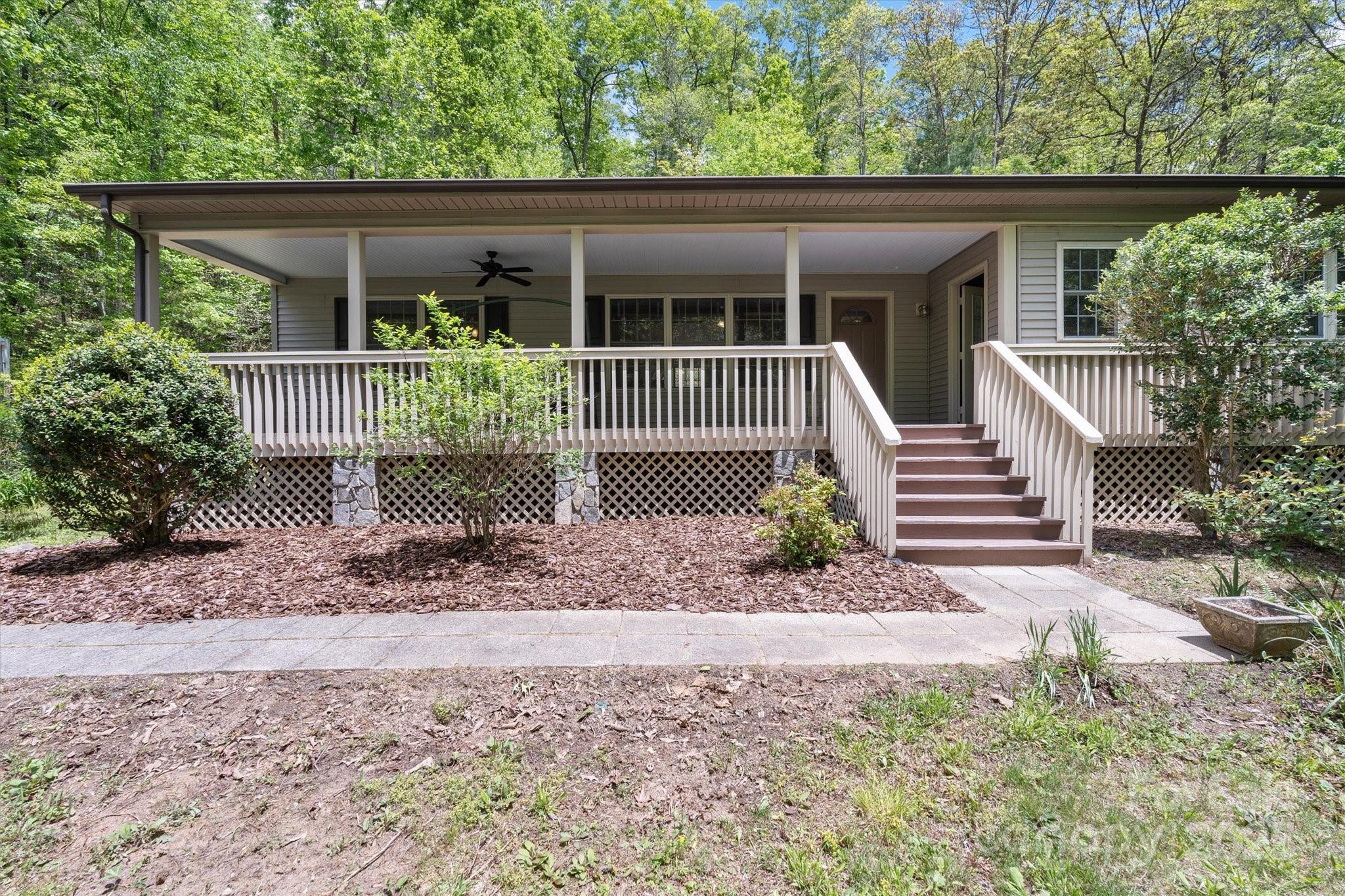 24 Deerfield Lane