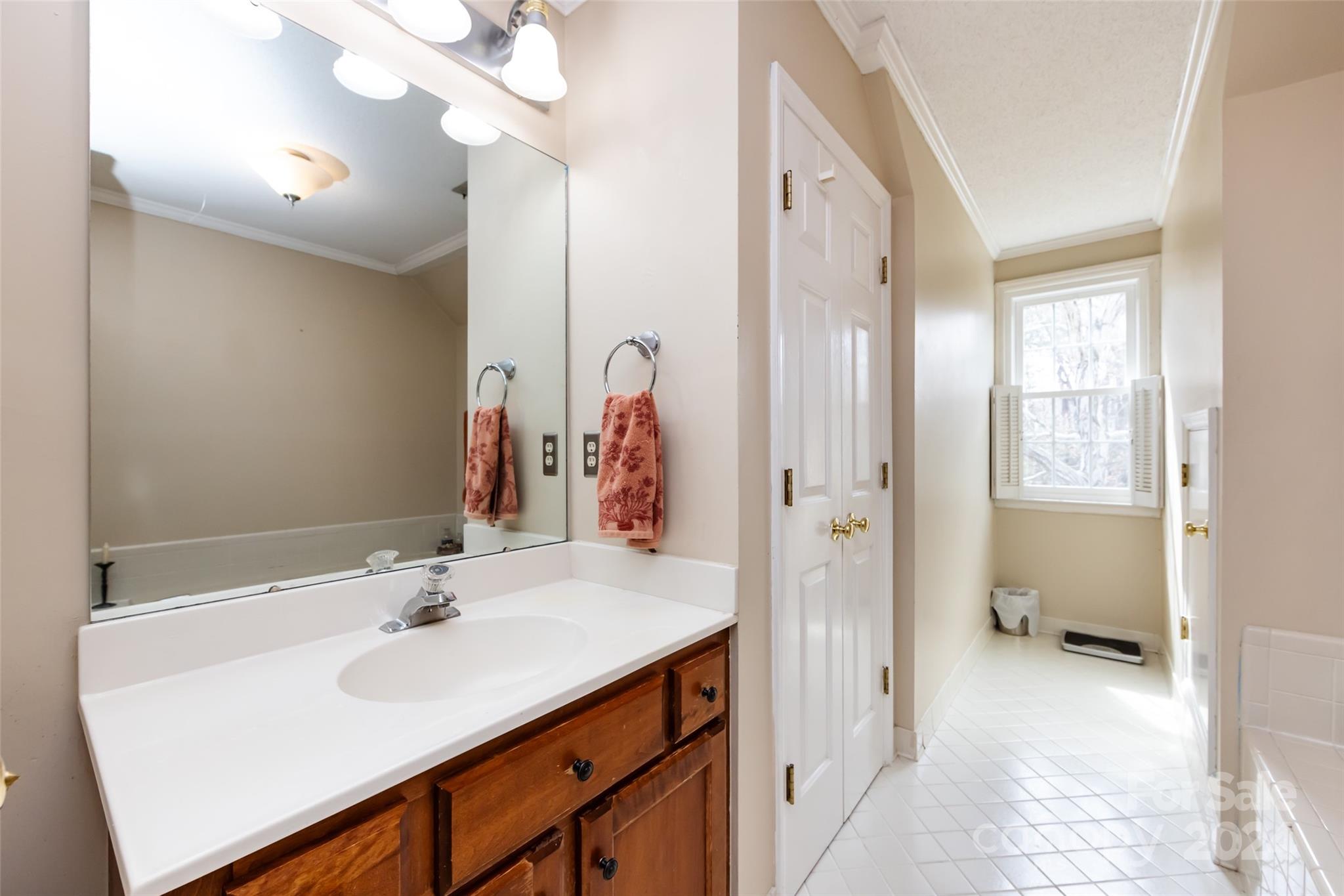 Bishops Ridge - Residential