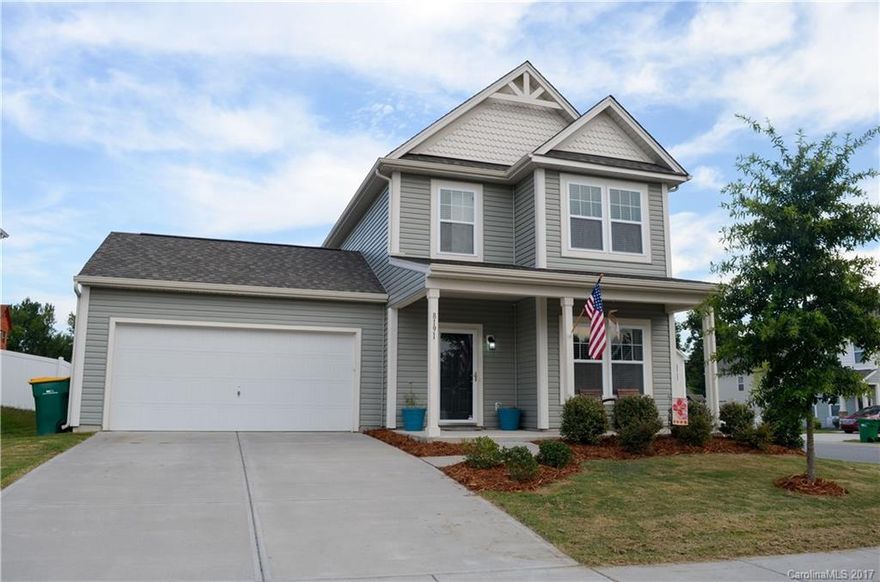 3 beds 2.5 bath w/easy and quick access to Charlotte, Concord, Albemarle, and Monroe!  Hardwoods accent the entry way and flow to your kitchen with Stainless Steel Appliances and granite countertops.  Bonus room on the main floor, Mudroom with built-ins, and laundry room with built in folding tables! Open floor plan with oversized patio off the Kitchen.  Walk in closets in EVERY bedroom and a loft perfect for office/playroom. HUGE garden tub in Master!! Community pool & grilling cabana!