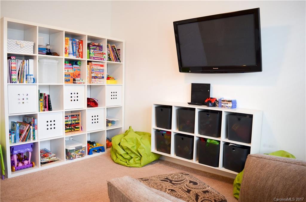 Meadow Creek Village - Residential