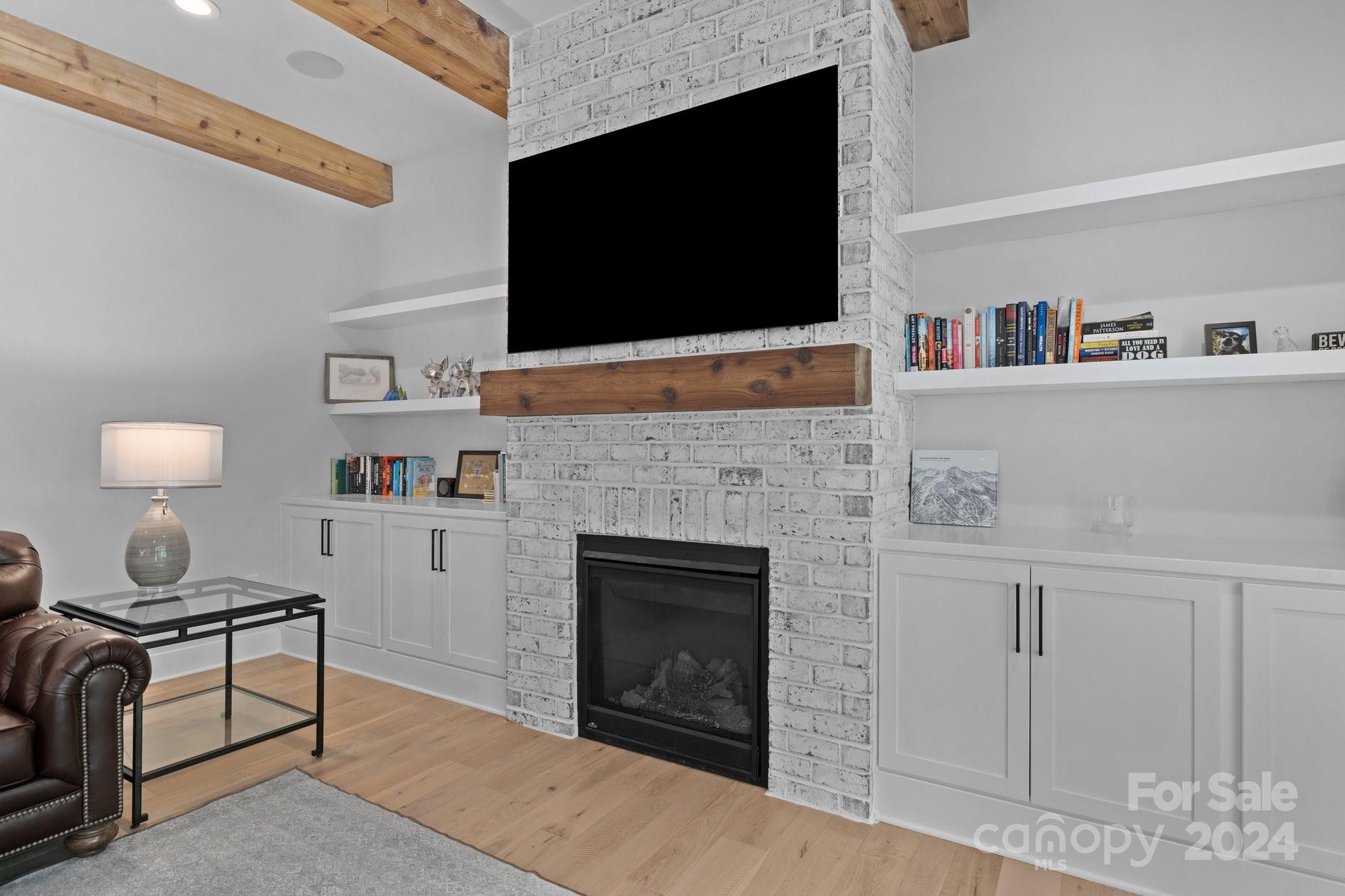 Cambridge Square - Residential