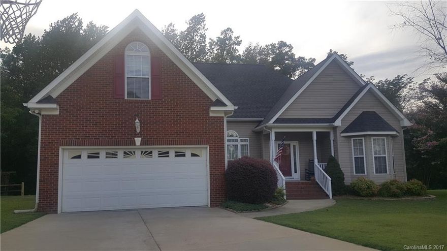 REDUCED! MOTIVATED SELLERS! Beautifully updated 2,389 square feet home w 2 acre lot in the Tanner Commons Community. Hardwood floors, granite counter tops, and stone back splash with luxurious lighting upgrades highlight this well sought after open floor plan. Enjoy your quiet time in the front office by the bay window, or slip upstairs into the 2nd living quarters that has it's own separate 4th bedroom/game room. The Master on main with it's own bath is separate from the remaining two bedrooms.