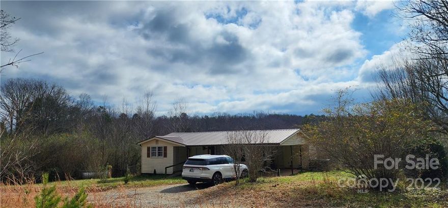 This is located close enough to Rutherfordton's quaint Main-street w/ eclectic Shops & Restaurants and just far enough for Peace and Quiet! Great fenced backyard with so much privacy! You still can put your own touch on the place with not much extra! Lake Lure Town limits only 15 mins. away! Rutherfordton Main Street less than 7 mins.! Marion about 15 miles North! Asheville less than 40 mins.! Charlotte about 1hr.! Snowboarding at Sugar Mtn./Boone 1hr.! Largest NC State Park "So. Mtn. State Park" w/ Epic 80Ft.+ Waterfall only 30 mins. East!! Chimney Rock w/ a 402 Ft. Waterfall 30 mins. West!!! Biking, Hiking, Hunting, Fishing, Swimming, Wake-boarding, Paddle-Boarding all waiting to be had in this same County of Rutherford at and on Lake Lure!
**Less than 1/2 mile from The Purple Martin Greenway that's Rutherfordton's natural paved trail system complete w/ bustling creek, a waterfall and creative works from local artists!**