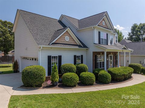 A home in Hickory