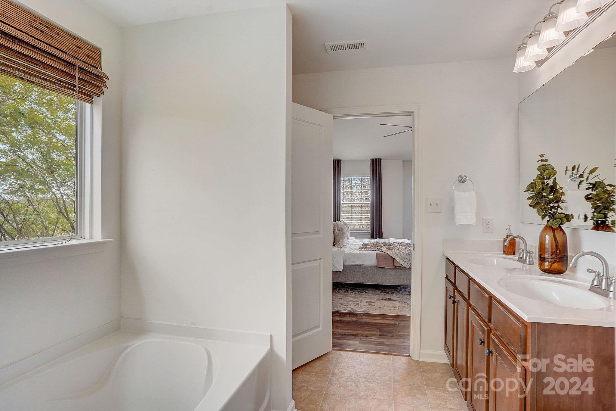 Almond Glen - Residential