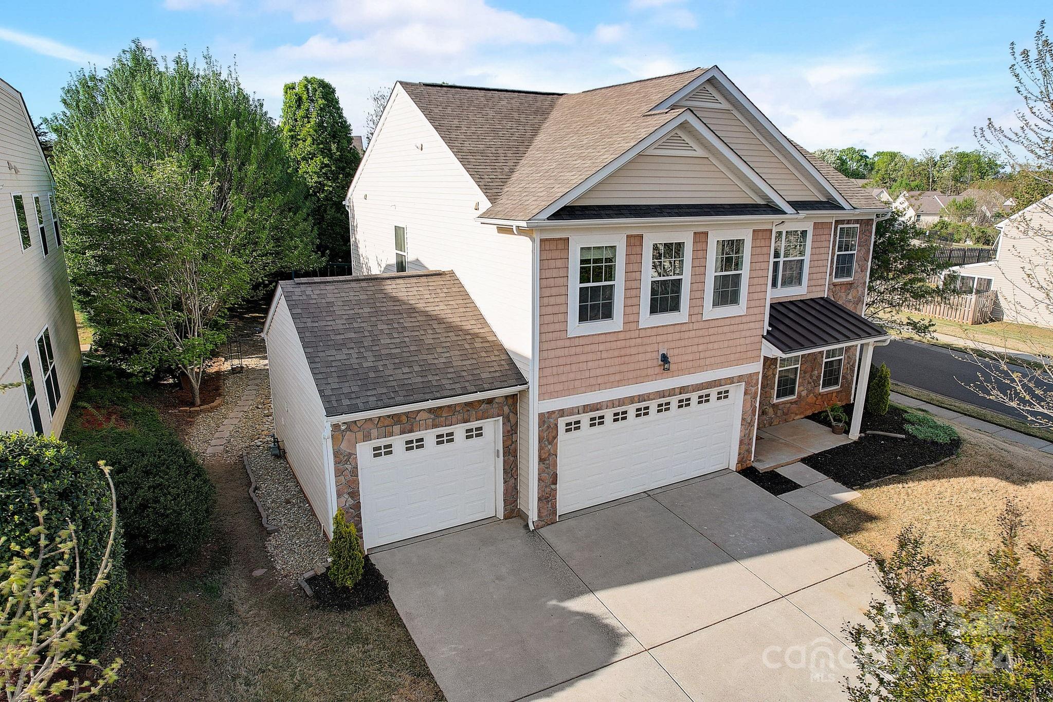 Almond Glen - Residential