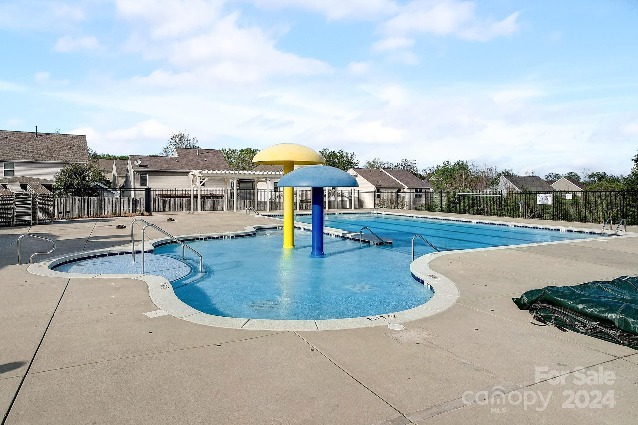 Almond Glen - Residential