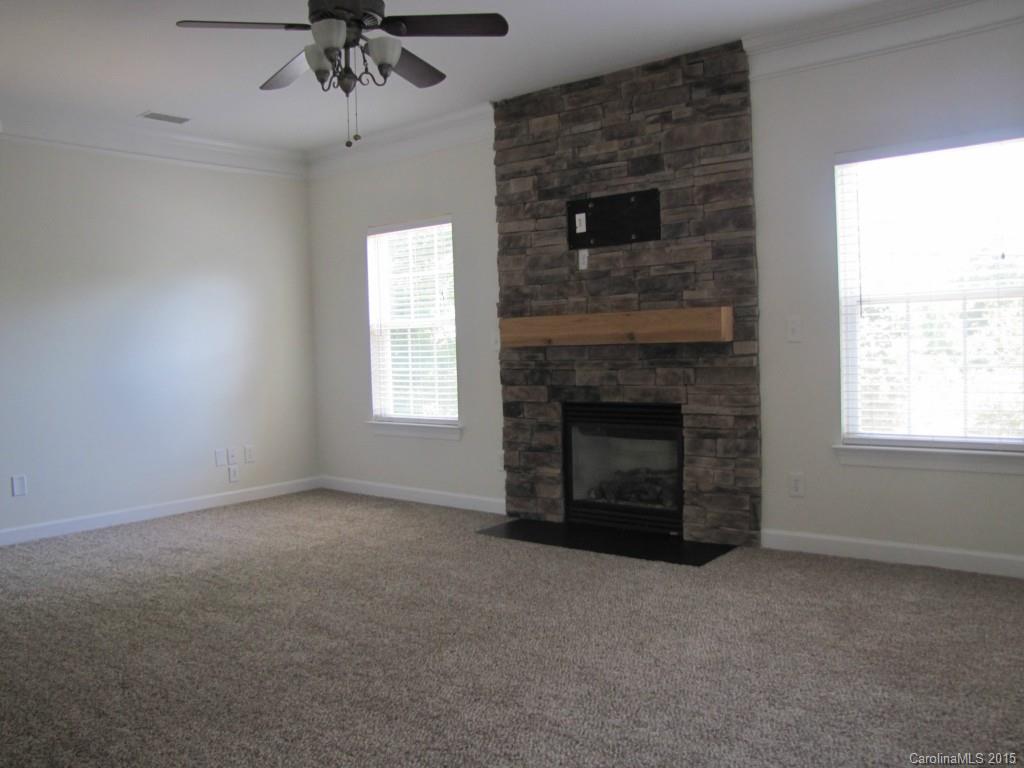 Riverwalk - Residential Lease