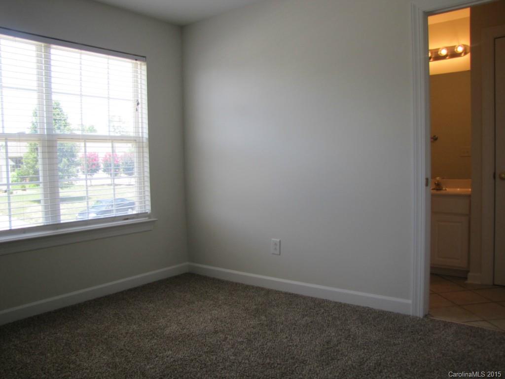 Riverwalk - Residential Lease