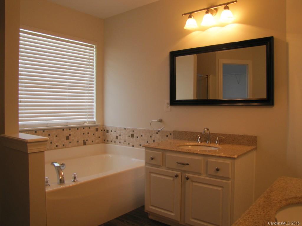 Riverwalk - Residential Lease