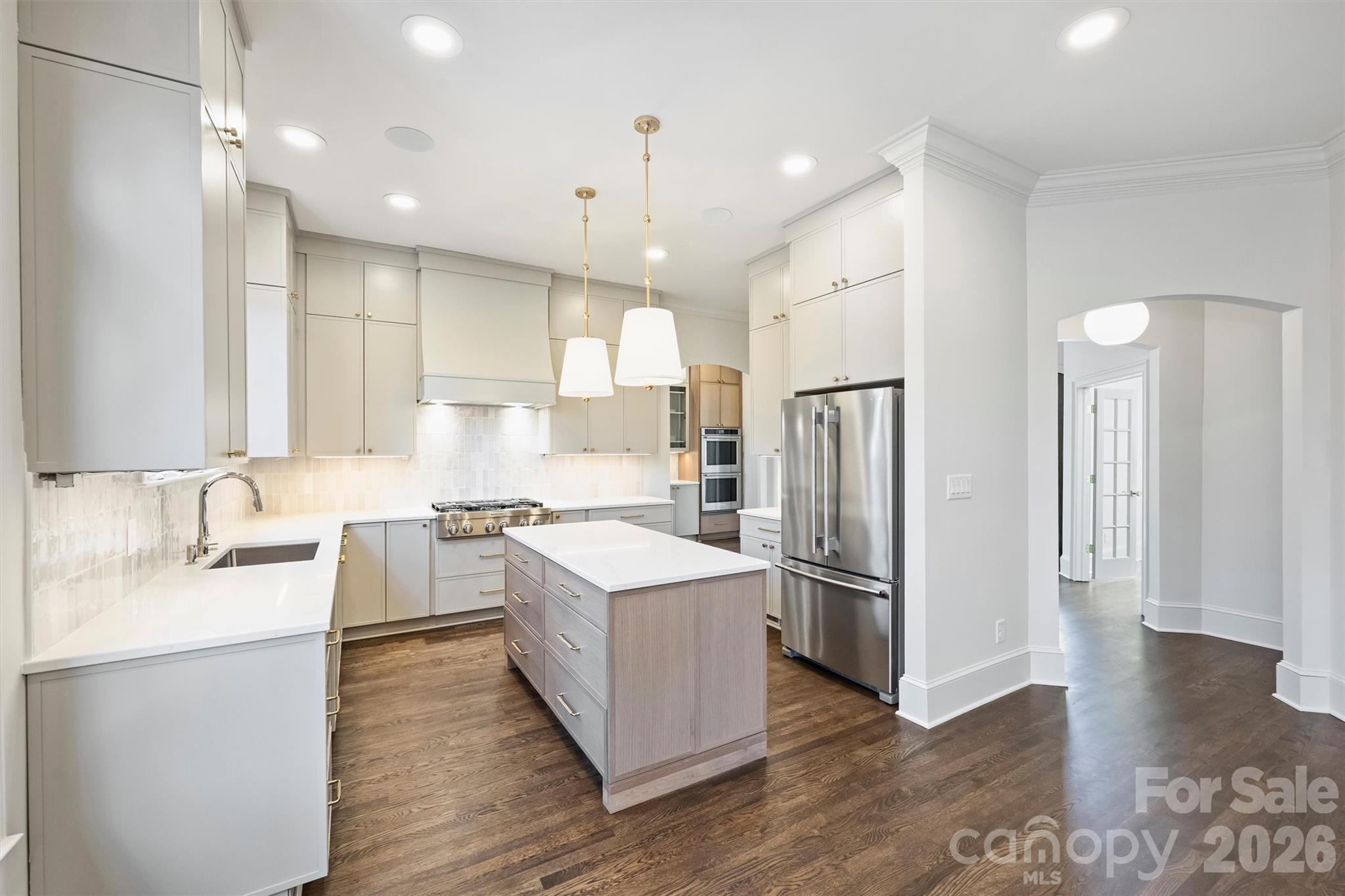 The Peninsula - Residential