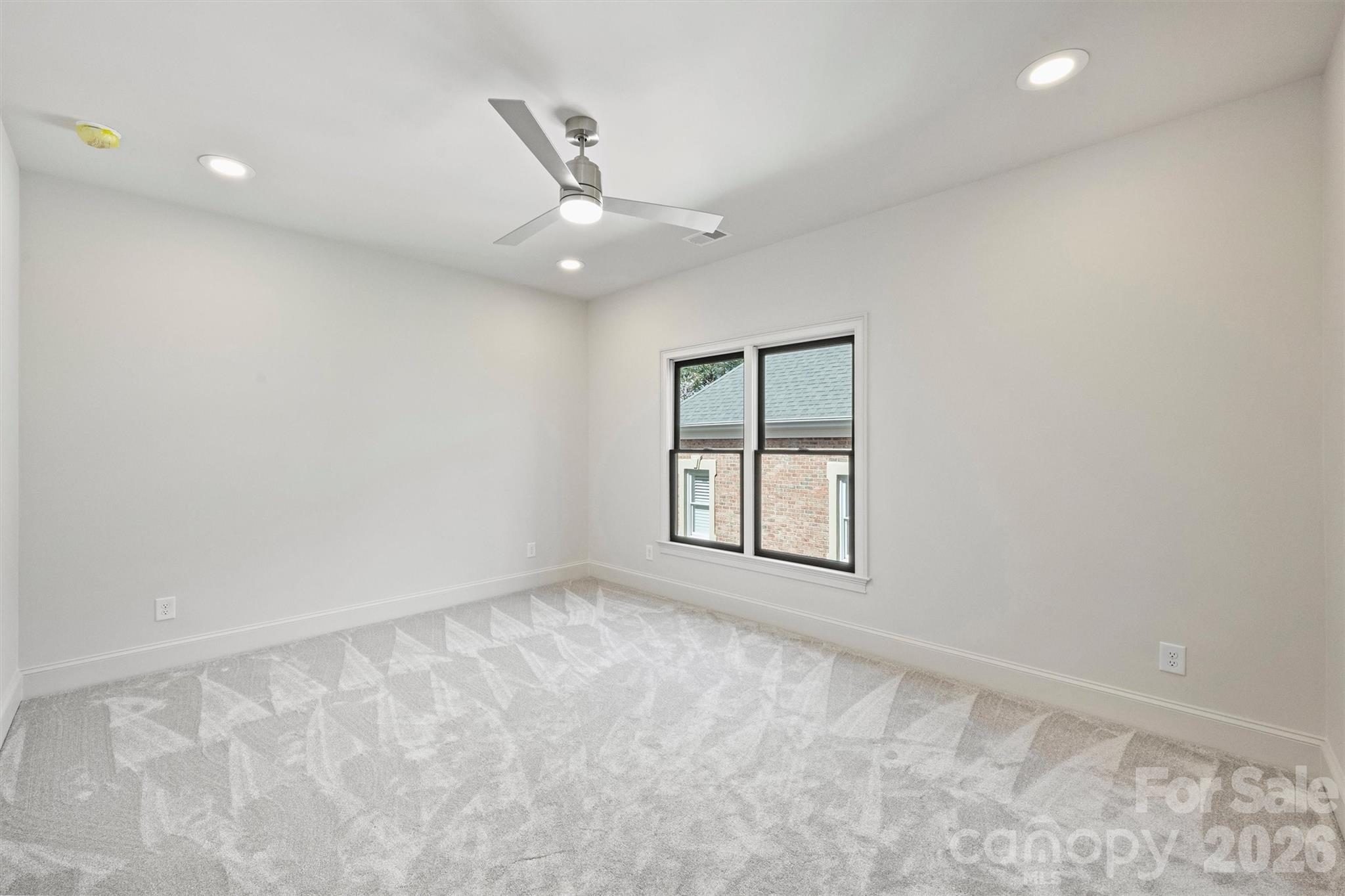 The Peninsula - Residential