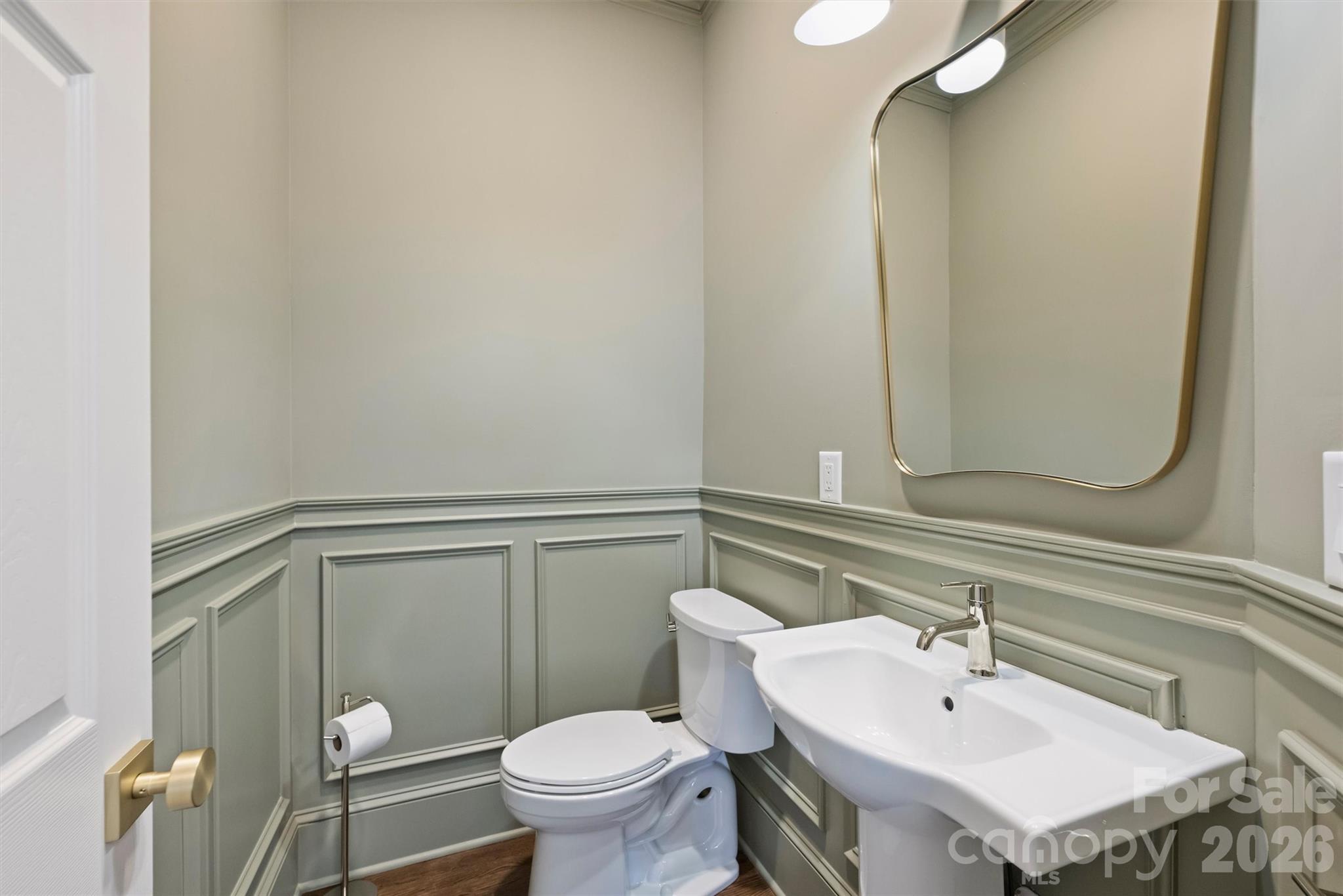 The Peninsula - Residential