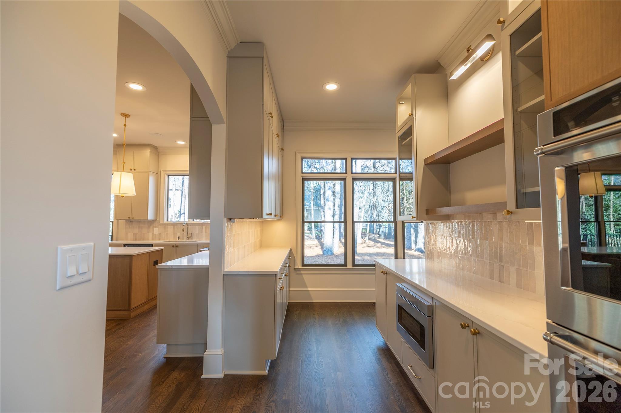 The Peninsula - Residential