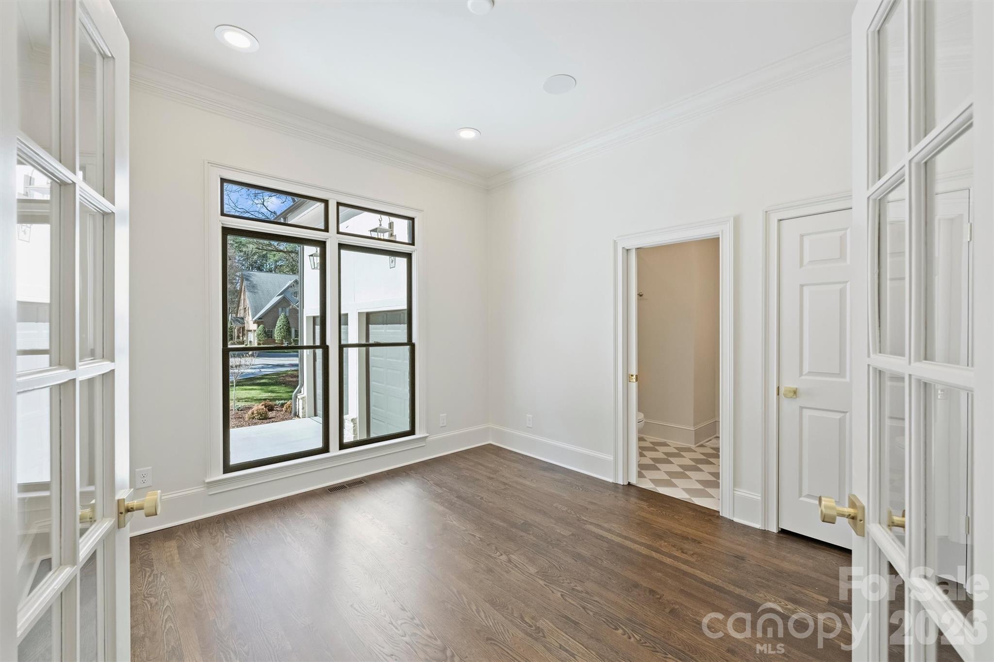 18802 Pentwater Court