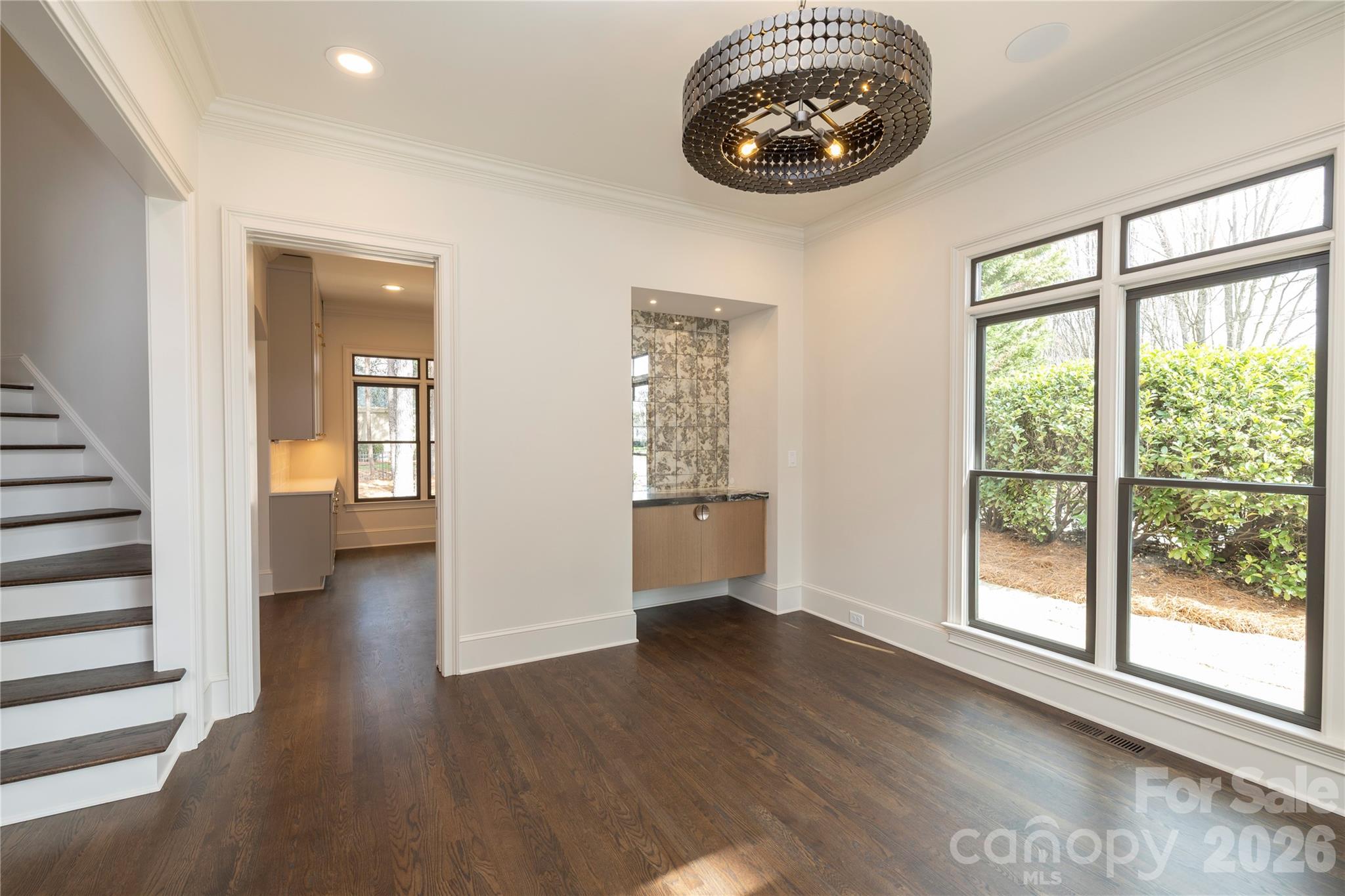 The Peninsula - Residential