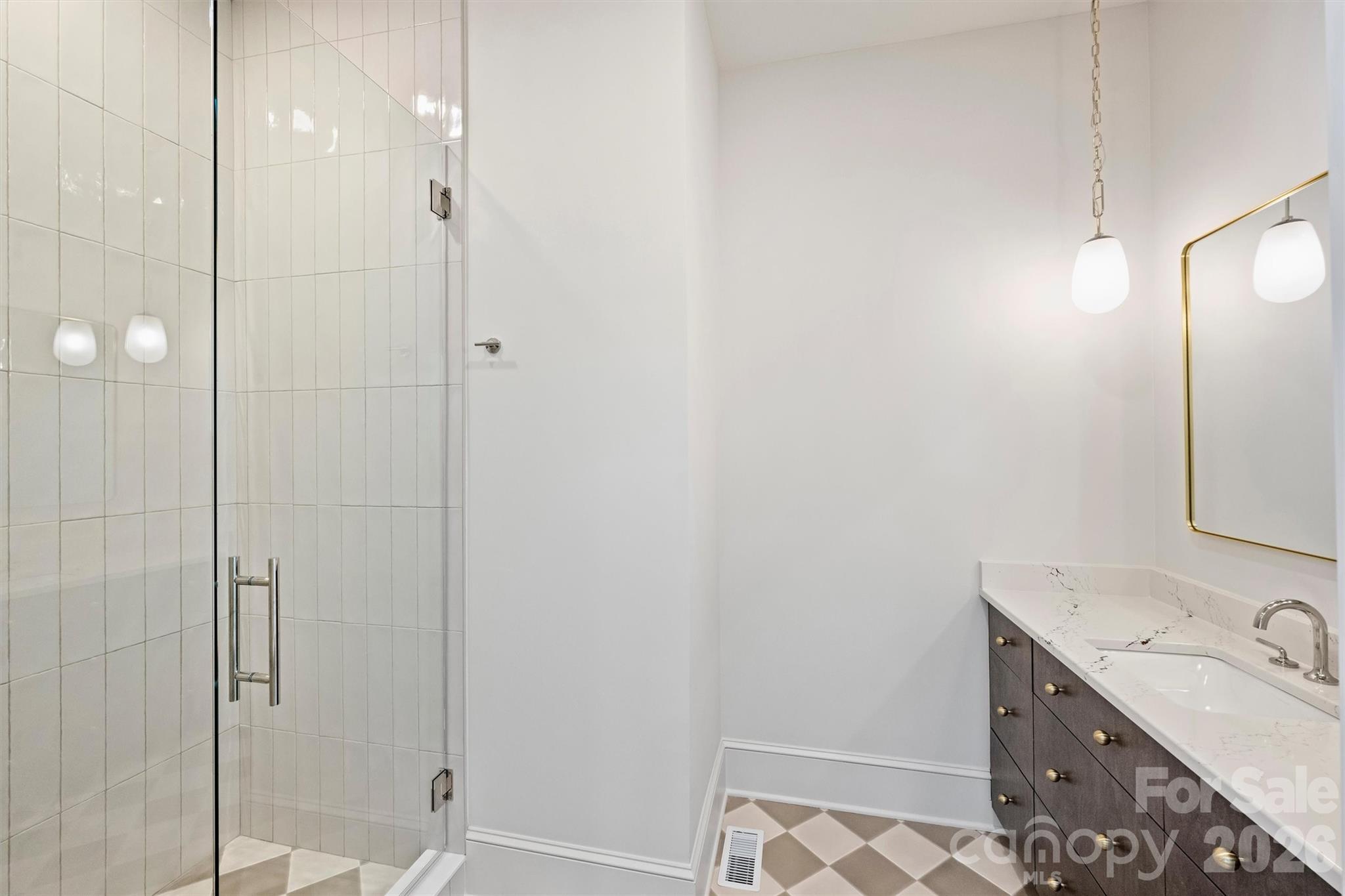 The Peninsula - Residential