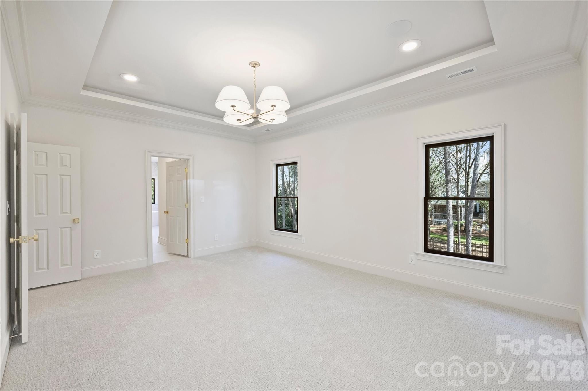 The Peninsula - Residential