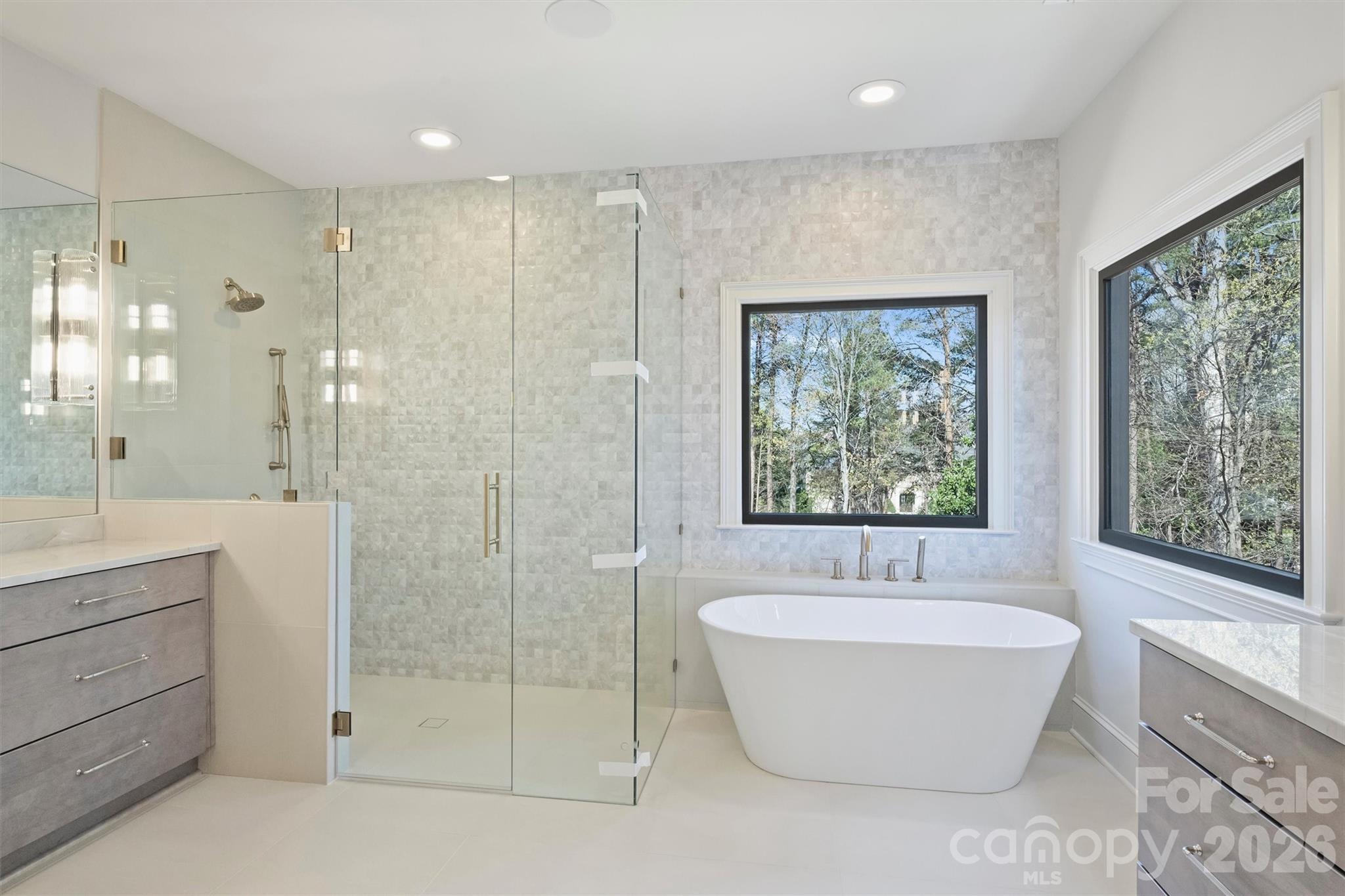 The Peninsula - Residential