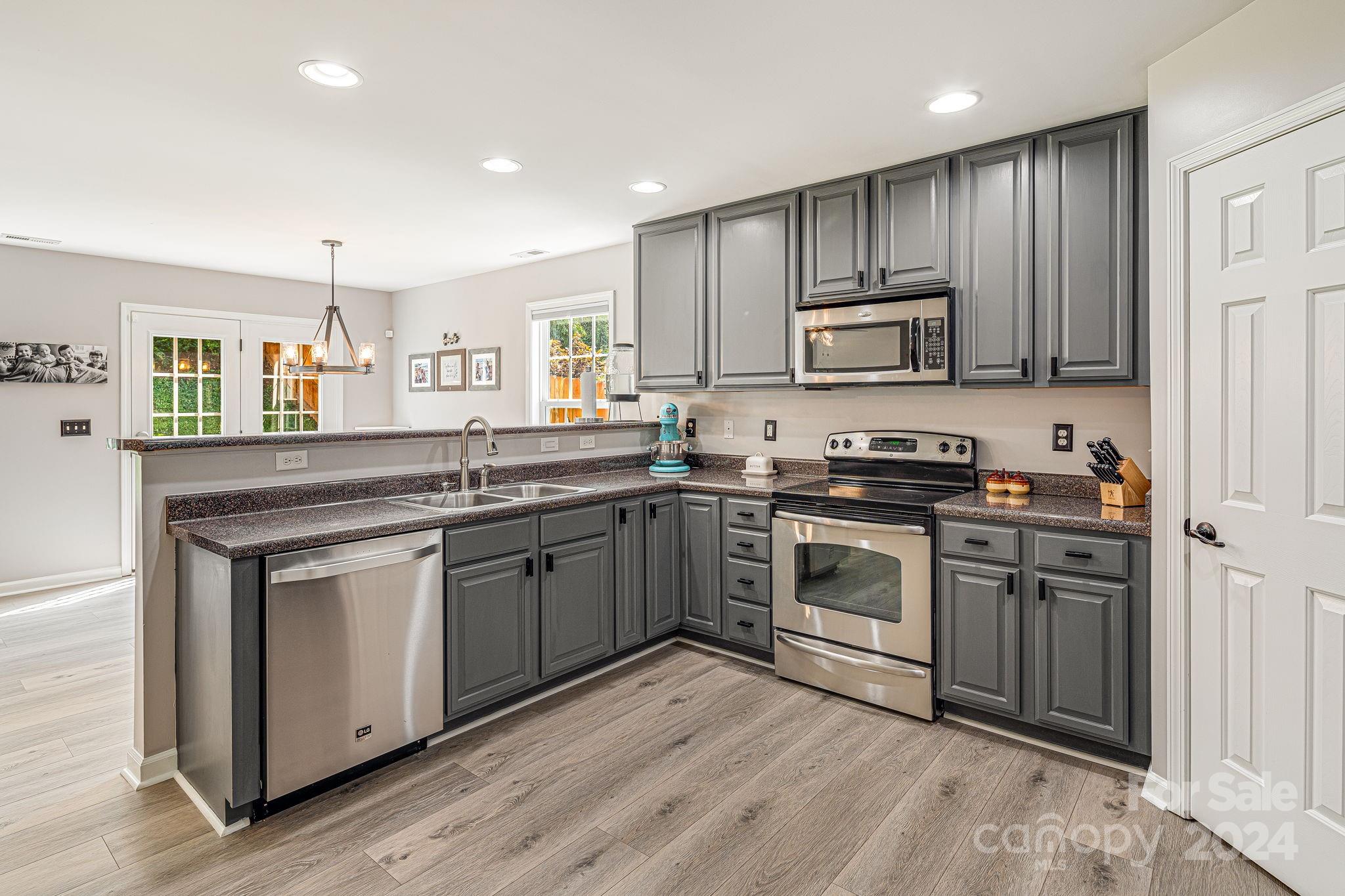 River Stone - Residential