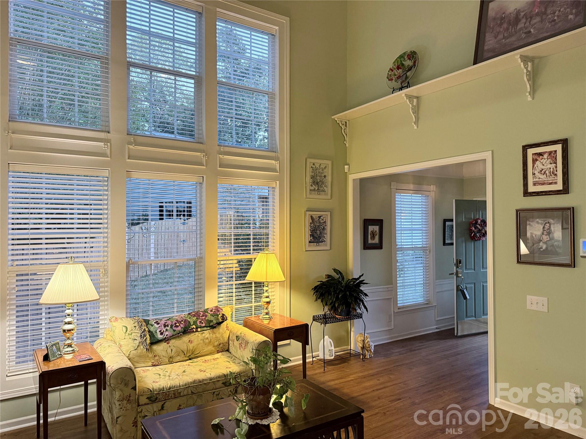 6606 Warbler Wood Court